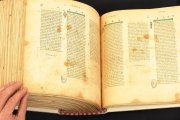 Edición facsímil del Codex Vaticanus, una de las copias manuscritas completas de la Biblia más antiguas que se conservan.