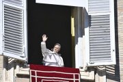 El Papa insistió en la importancia de la oración y los sacramentos para vencer a los "Herodes" de nuestro tiempo.