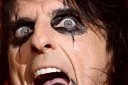 Alice Cooper.
