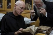 Columba Stewart ha logrado salvar miles de manuscritos que de otra manera habrían desaparecido para siempre debido al ISIS