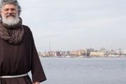 El padre Salinaro es ahora párroco en el sur de Italia y su testimonio ayuda a muchos jóvenes para no caer en las drogas