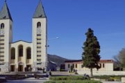 Medjugorje atrae cada año a decenas de miles de peregrinos