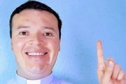 El padre Sergio es uno de los "curas youtuber" más influyentes
