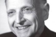 El Padre Arrupe fue  Superior General de la Compañía de Jesús entre 1965 y 1983