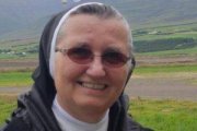 A sus 64 años, la Hermana Celestina usa Skype para impartir catequesis a católicos muy repartidos por Islandia, donde el desplazamiento es complicado