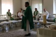 Uno de los encuentros de Pastores Gregis - el curso ayuda a los sacerdotes a salir de su aislamiento para ser más fecundos para Dios
