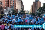 Manifestación «Salvemos las dos vidas» en Córdoba: todas las ciudades argentinas han visto manifestaciones masivas contra el aborto.