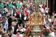 Procesión con el busto relicario. Pamplona.
