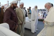 El Papa Francisco con líderes musulmanes y de minorías religiosas en Ur