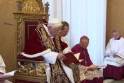 Benedicto XVI en una de sus últimas actividades como Papa... hace 8 años renunció