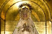 Virgen de la Clemencia, en el Monasterio de la Encarnación de Ávila.