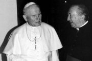 Luigi Giussani, fundador de Comunión y LIberación, con el Papa Juan Pablo II