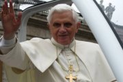 Benedicto XVI proclamó con reiteración que los hombres no tienen poder para cambiar la naturaleza divina de la Iglesia.