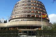 El Tribunal Constitucional no solo ha considerado constitucional la ley de plazos (contra su propia doctrina, que consideraba el 'nasciturus'  un bien jurídico protegible), sino que ha creado un derecho estricto al aborto.