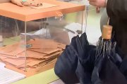En España, las elecciones municipales y autonómicas coincidieron este año con la festividad de Pentecostés.