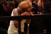 El sentido de los funerales y de la oración por los difuntos es acortar su tiempo de purgatorio. Foto: Yandry Fernández Perdomo / Cathopic.