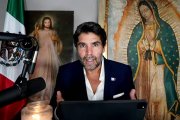 Eduardo Verástegui dirige habitualmente el rezo del Rosario desde sus redes sociales, en una sostenida campaña por la salvación de México y del mundo.