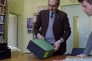 En el centro de la imagen, el doctor De Franciscis, director de la Oficina de Constataciones Médicas de Lourdes.