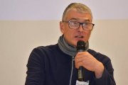 Thierry Moser, tras años de psicólogo clínico, se ordenó sacerdote con 36 años y hoy es el exorcista de Malinas-Bruselas