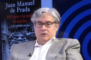 Juan Manuel de Prada, durante una reciente entrevista de 'OK Diario' en torno a su última novela, 'Mil ojos esconde la noche' (Espasa).