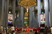 Misa de beatificación de Antoni Tort y mosén Clausellas en la Sagrada Familia - foto Guillermo Simón-Castellví