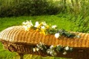 Ejemplo de féretro ecológicamente sostenible