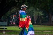 Un solitario activista LGBT.