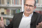 El filósofo Higinio Marín advierte de las ambiciones del Estado actual sobre la familia y los niños