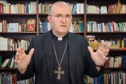 El obispo José Ignacio Munilla ofrece todos los años una selección de títulos de lectura veraniega para enriquecer el alma mientras descansa el cuerpo.