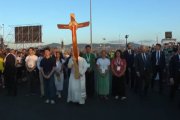 León XIV con la Cruz en Tor Vergata