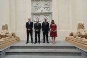 El alcalde José Manuel Bermúdez, acompañado por el presidente de Canarias, Fernando Clavijo; el ministro de Política Territorial y Memoria Democrática, Ángel Víctor Torres, y la presidenta del Cabildo, Rosa Dávila, en la inauguración del templo.