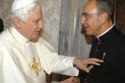Benedicto XVI recibe en el Vaticano a monseñor Joao Cla.