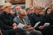 Cate Blanchett, Spike Lee, Viggo Mortensen, Leslie Mann y Kenneth Lonergan se reunieron con el Papa junto a otros exponentes internacionales del séptimo arte.