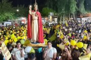 Cuando el Beato Bernardo de Hoyos recibió la promesa de que el Corazón de Jesús reinaría en España, ésta incluía los territorios de ultramar. En la foto, procesión de Cristo Rey en Caucete (Argentina).