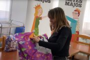 Esta mujer ha sido afortunada: su carta fue una de las respondidas por los Reyes Majos... Y ahora ultiman los preparativos para el 6 de enero de 2026.