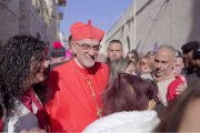 El cardenal Pizzaballa en la procesión del Patriarca en Navidad de 2025 en Belén