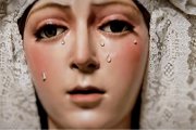 La Virgen Macarena de Sevilla, después de su última restauración de 2025, rectificando unos polémicos cambios previos