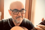 Luis Alfredo pone música a la  hermosa Oración del Abandono de San Carlos de Foucauld, la que Ainara reza al final de Los Domingos
