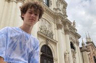 Nicola Camporiondo en una foto de 2022, poco después de asumir como suya la fe heredada en la familia