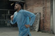 El cantautor argentino Joaquín Chávez en el videoclip Mi Medicina, premio Catholic Music Award a Mejor Producción
