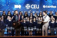 Los niños del CEU Sanchinarro y los Hermanos Martínez presentan el villancico de Cáritas de diciembre 2025