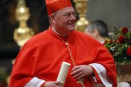 El cardenal Dolan en 2012, cuando recibió la birreta cardenalicia
