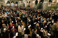 Feligreses reunidos en la Catedral de Westminster de Londres.