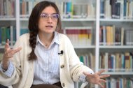 Lupe Batallán en El Efecto Avestruz analiza la relación entre pornografía, aborto y dinero, unos negocios que dañan a la gente