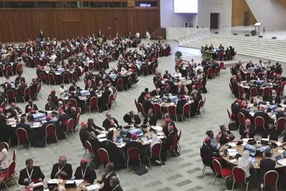 El sínodo de la sinodalidad no puede hacer olvidar una realidad, y es que la Iglesia se fundamenta sobre el primado de Pedro al servicio de la Verdad revelada.