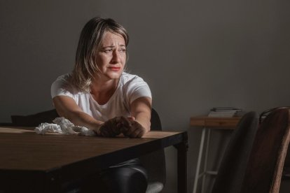 Mujer deprimida.