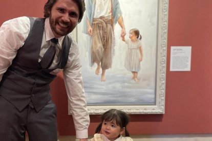 Jordan Ring-Sakabe con su hija.