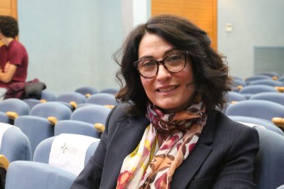 Feliciana Merino es profesora de Antropología Filosófica en el Departamento de Humanidades de la Universidad Cardenal Herrera-CEU (Elche).