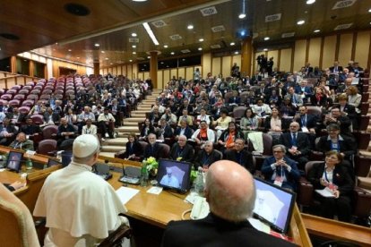 El Papa león XIV se dirige a unos 200 líderes de movimientos eclesiales y nuevas comunidades