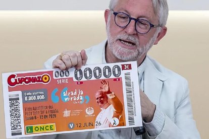 La visita de León XIV protagoniza un cuponazo de la ONCE, como mostró Yago de la Cierva, coordinador de la visita